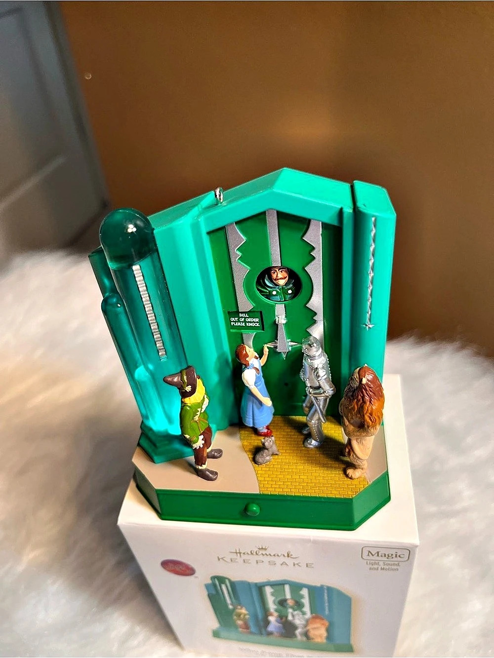 Hallmark Who Rang That Bell? The Wizard of Oz Ornament